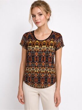 New LA Made top blouse geometric pattern shear size Medium short sleeve‎